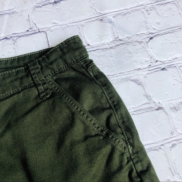 Joe’s Jeans Khaki Military flat front mid rise short size 25 5” inseam - Picture 3 of 7